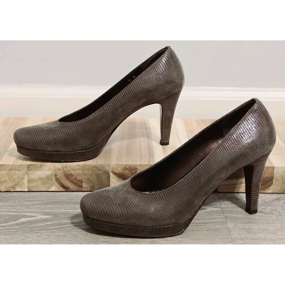 Amalfi By Rangoni Women's Lizard Print Platform Pumps Heels‎ Size 7N - Picture 1 of 12